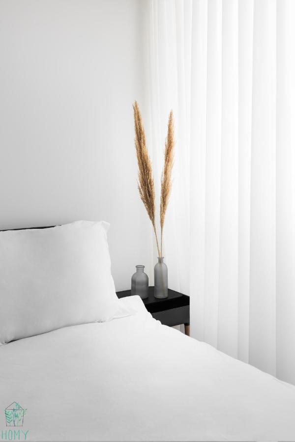 White City Eclectic Design Apartments By Homy 텔아비브 외부 사진
